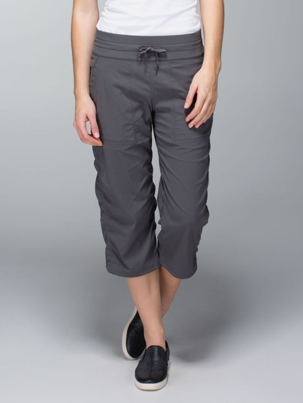 LULULEMON Studio Crops Swift Pants Drawcord Waist Stretch Capri - Charcoal Grey